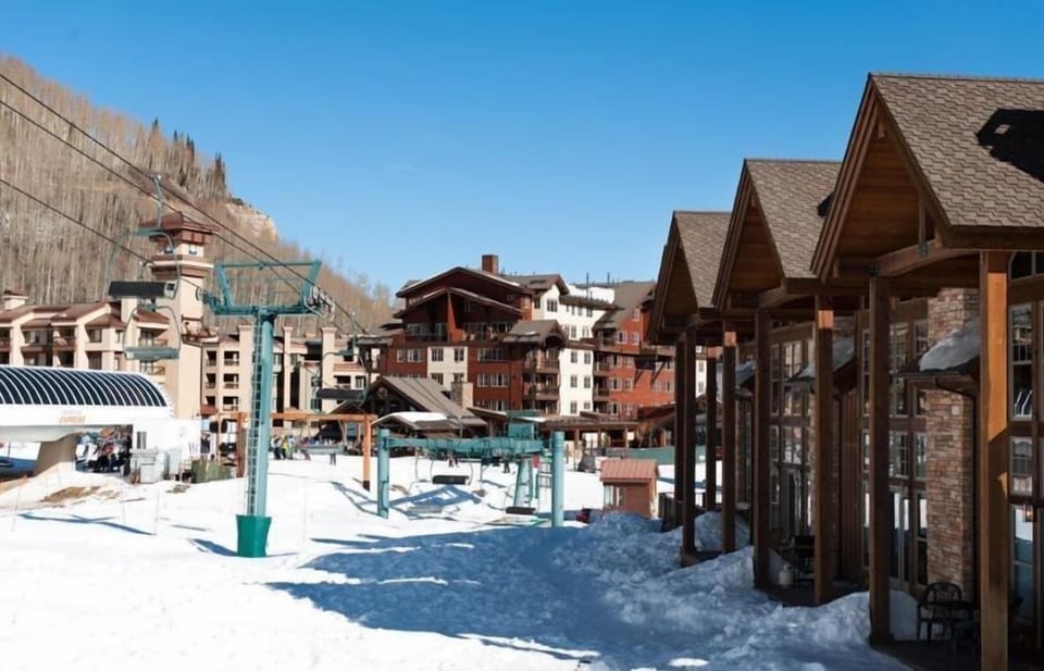 Can't get much closer to the main 6 pack lift