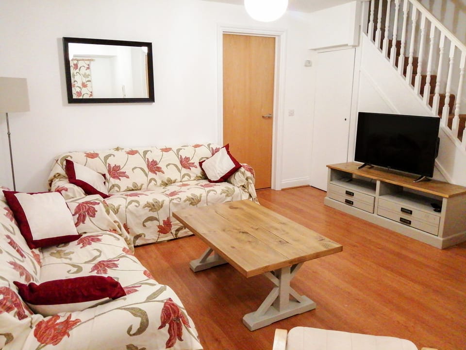 Cottage | Living room | TV, DVD player