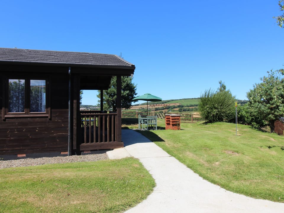 Cottage | Property grounds