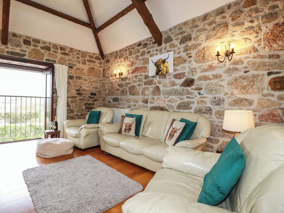 Cottage | Living area | Table tennis