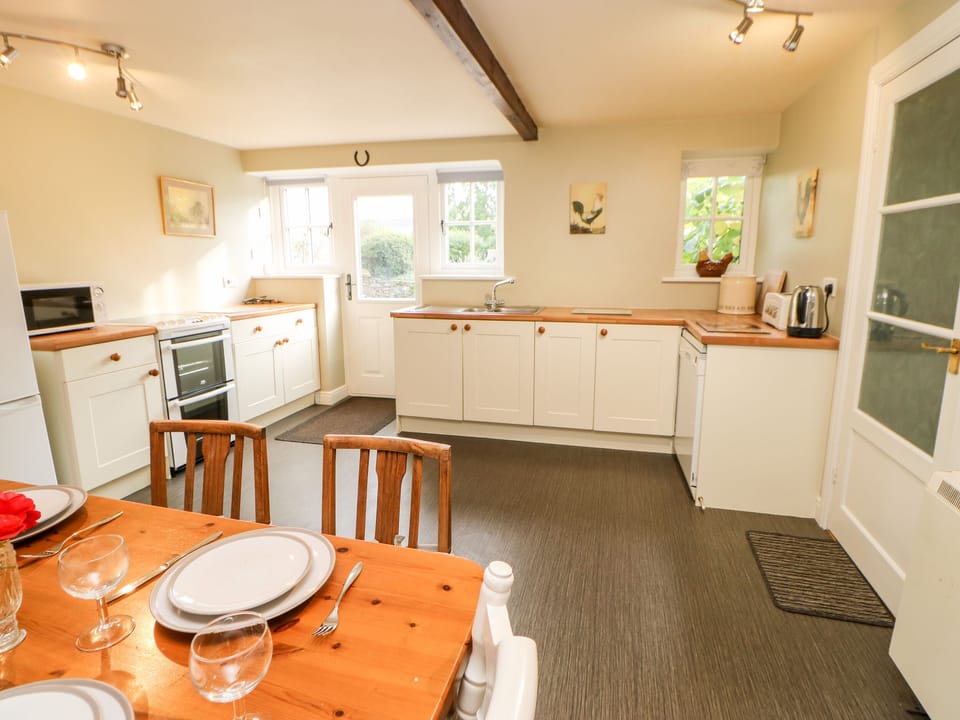 Cottage | Interior