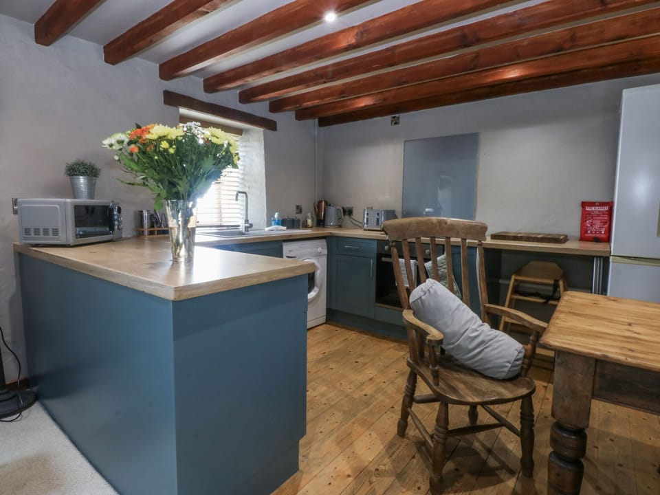 Fridge, microwave, dishwasher, highchair