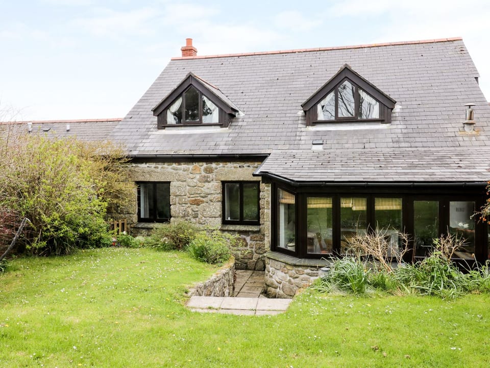 Cottage | Exterior