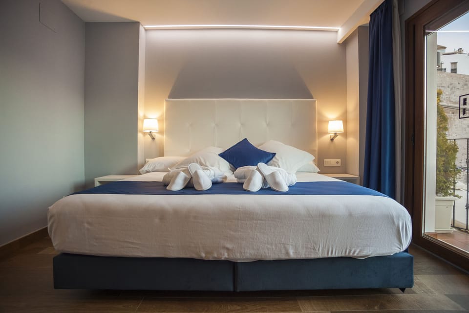 Superior Double Room, Terrace | Minibar, blackout drapes, soundproofing, free WiFi