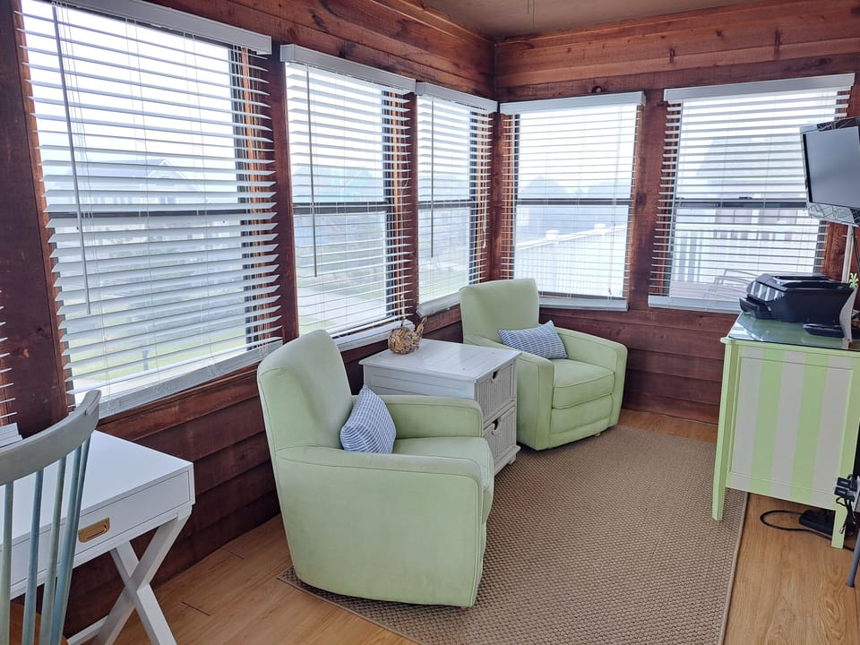 sound side sunroom