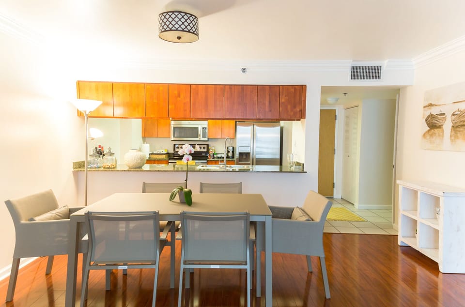 Enjoy your meals on the lovely dining set