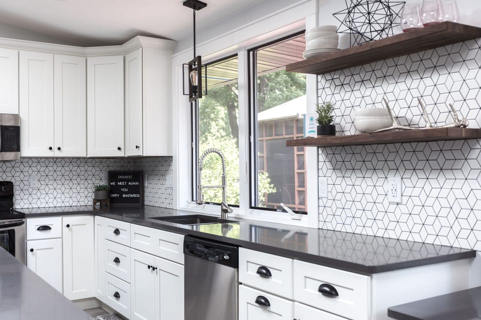 Plenty of space in the kitchen!