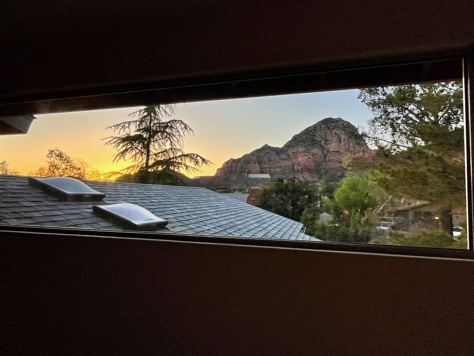 upstairs large Redrock viewing window
