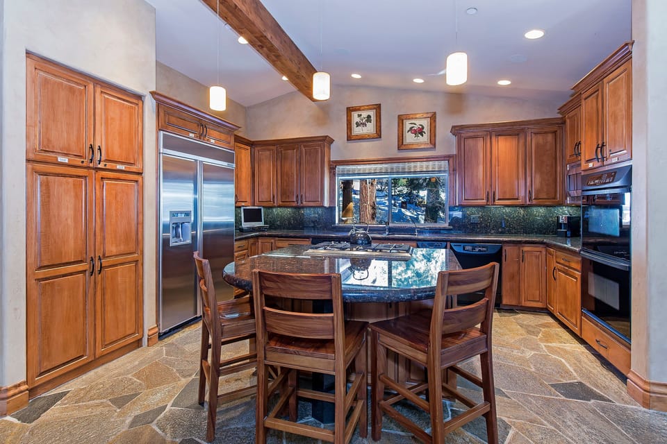 Gourmet kitchen with 2 dishwashers, 2  ovens, microwave & huge fridge