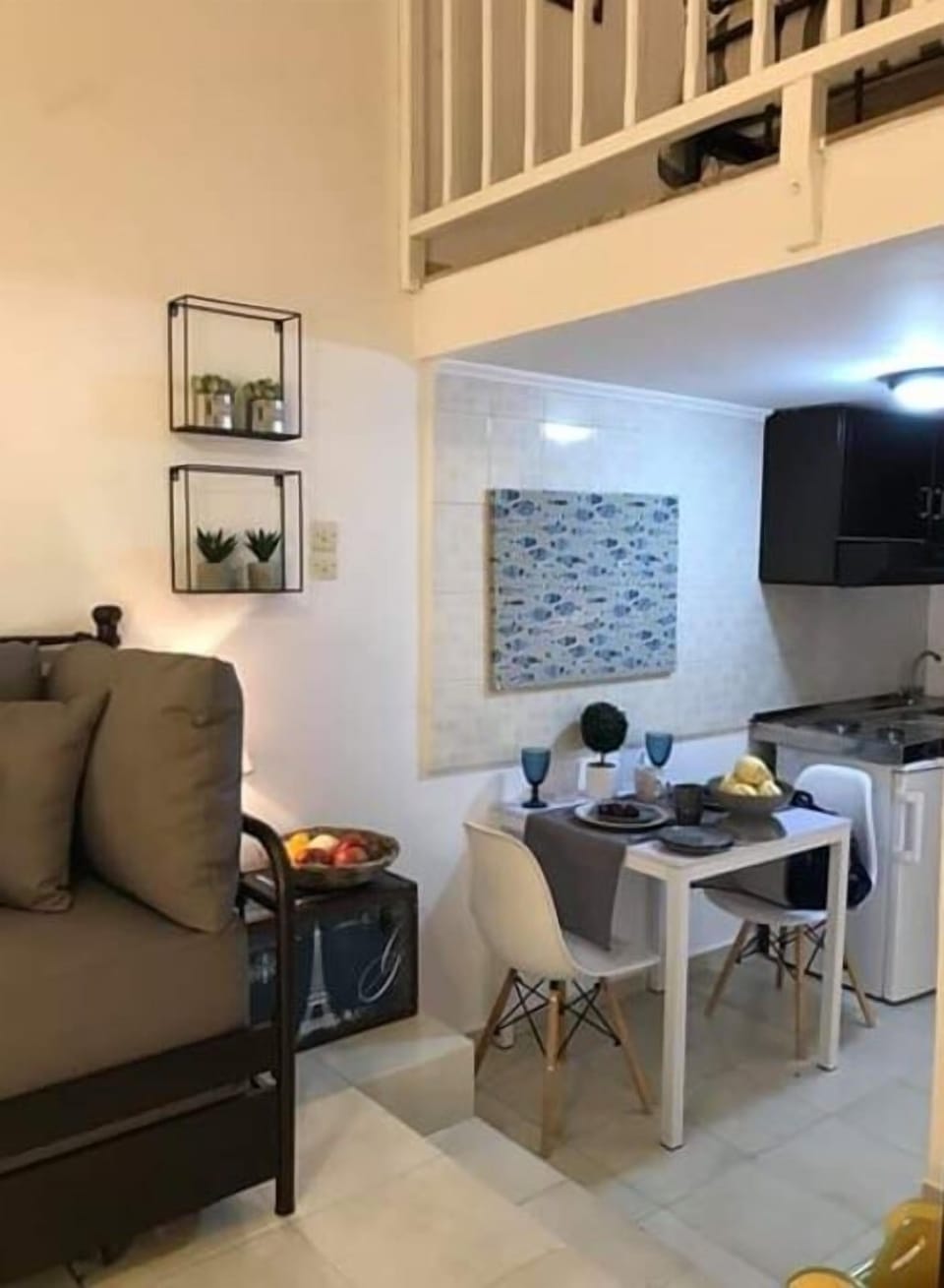Comfort Room, 1 Bedroom | In-room dining