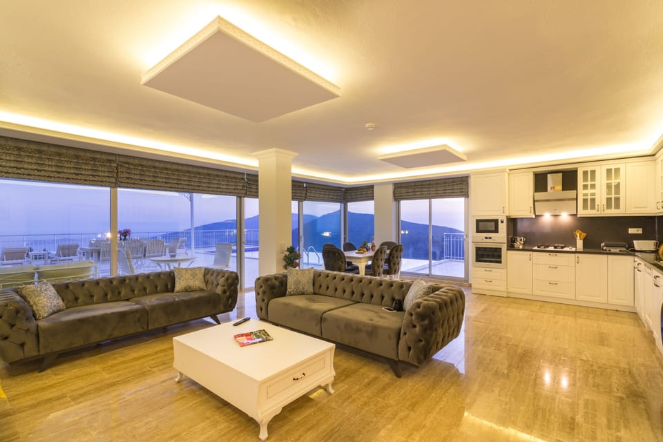 Deluxe Villa | Living area | Flat-screen TV, table tennis