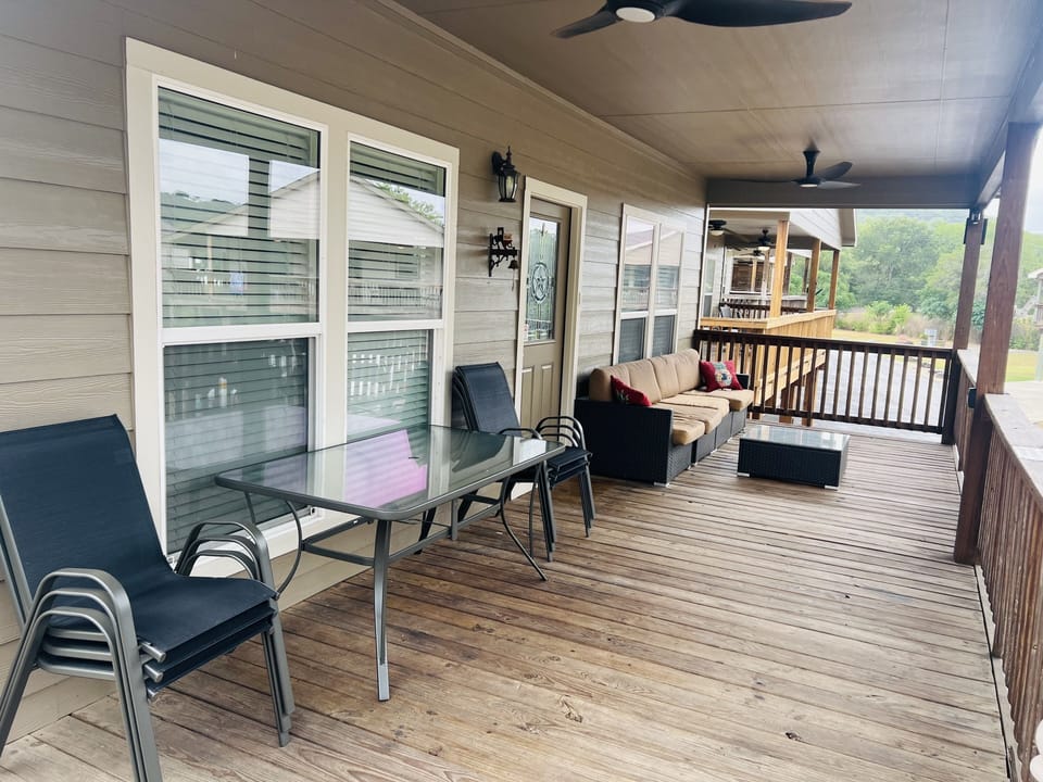 UpstairsDeck
