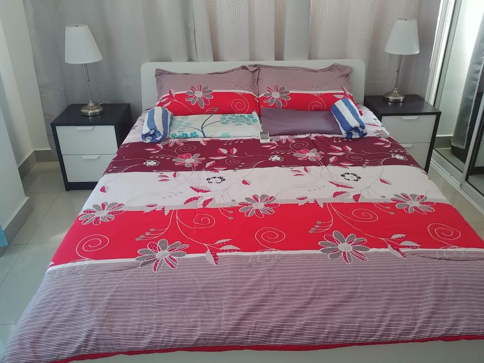 Basic House, 1 Queen Bed | 1 bedroom, premium bedding, individually decorated