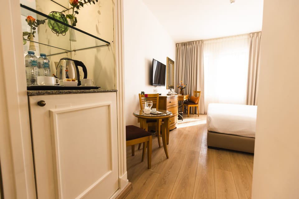 Minibar (free items), in-room safe, desk, blackout drapes