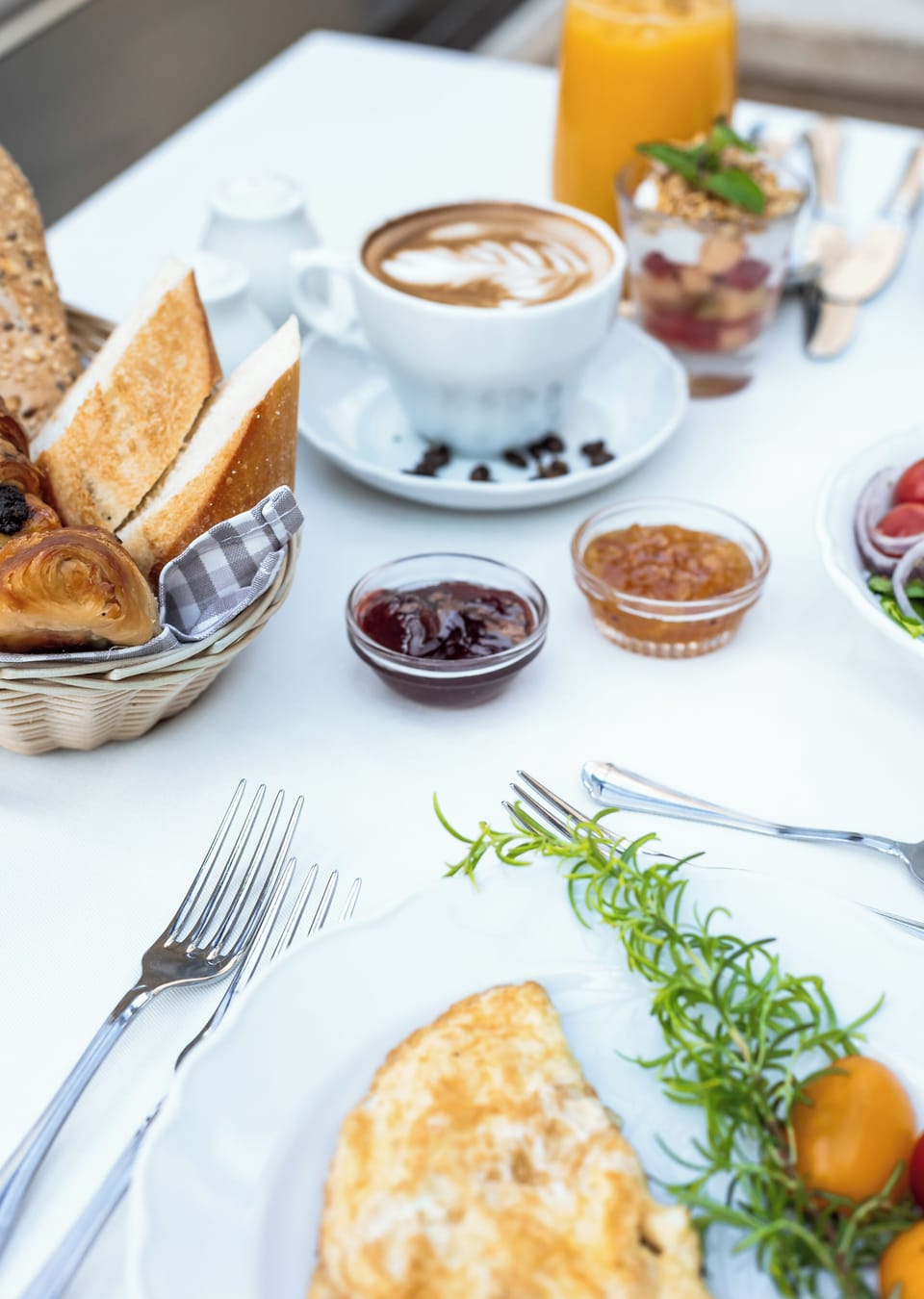 Daily buffet breakfast for a fee
