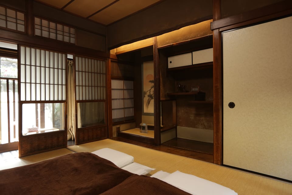 Annex Japanese-style room / Garden view | Blackout drapes, free WiFi, bed sheets
