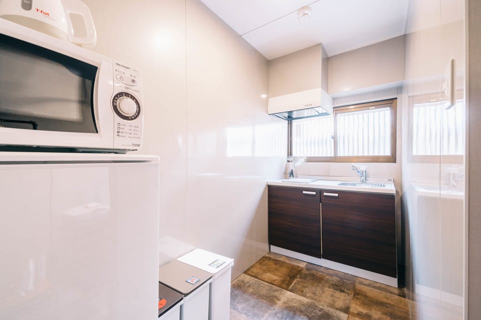2 Bedroom Apartment | Private kitchen | Fridge, microwave, stovetop, electric kettle