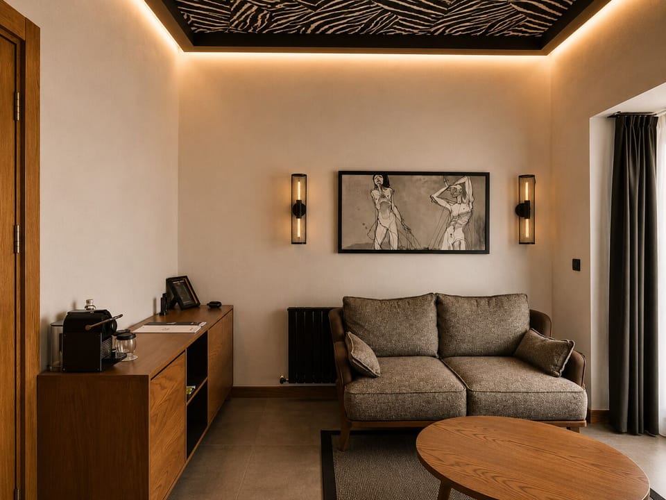 City Studio Suite | Egyptian cotton sheets, premium bedding, down comforters