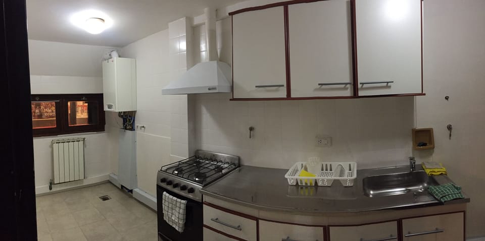 Duplex, 1 Bedroom | Private kitchen | Full-size fridge, microwave, oven, stovetop