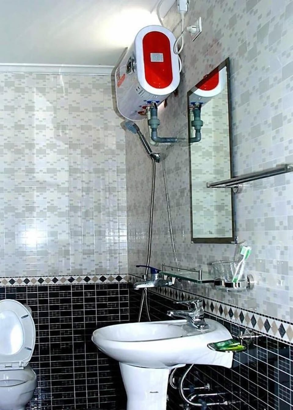 Shower, free toiletries, slippers, towels