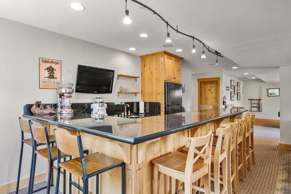 Wet Bar