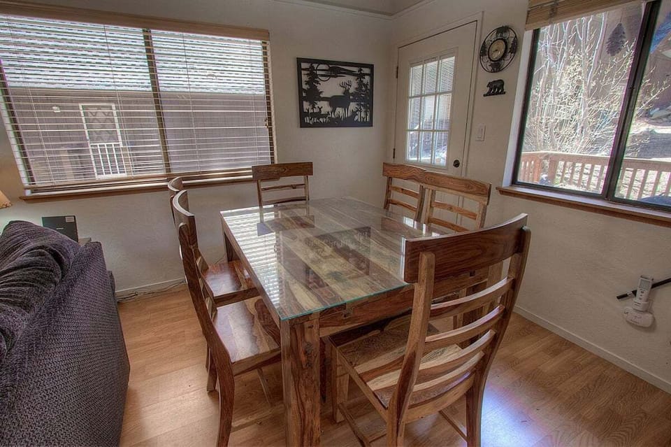 1st Level- Dining Area