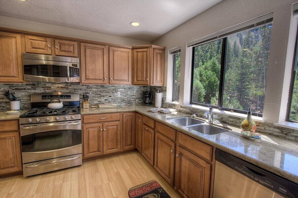 Main Level- Kitchen