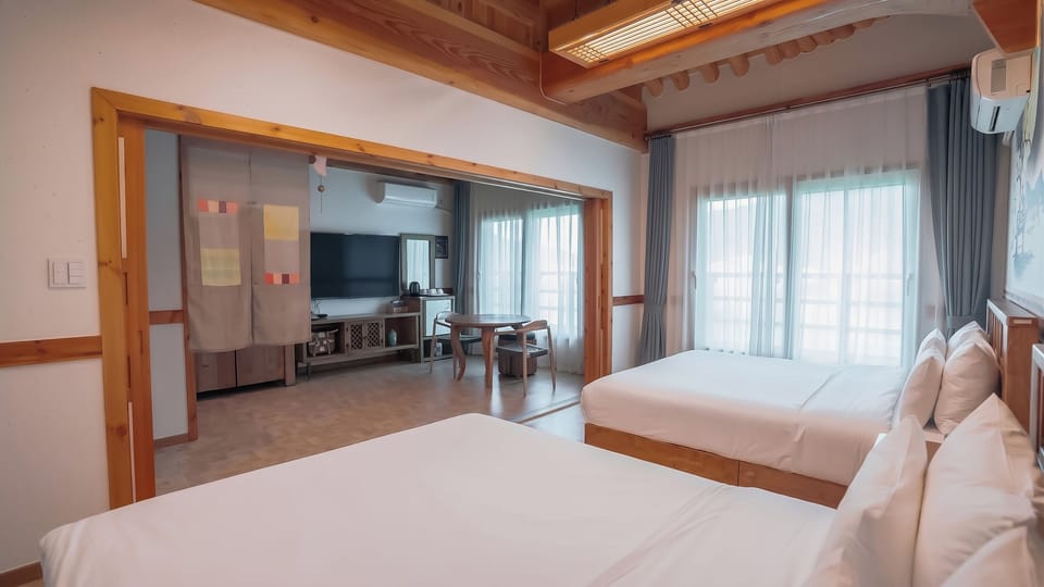 Suite Room | Individually decorated, individually furnished, free WiFi