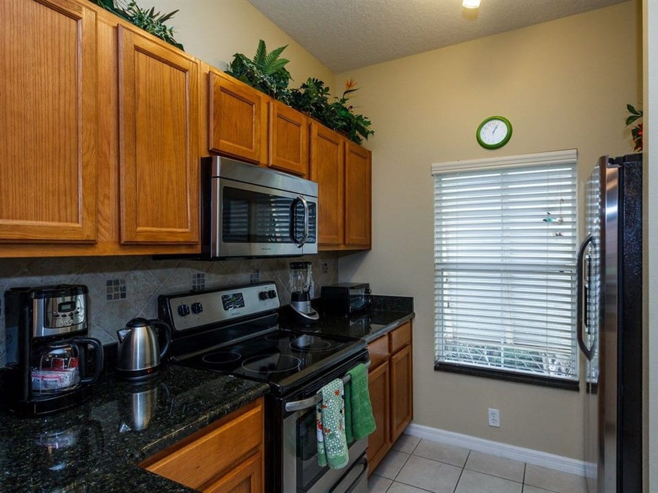 Granite counter top and stainless steel appliances