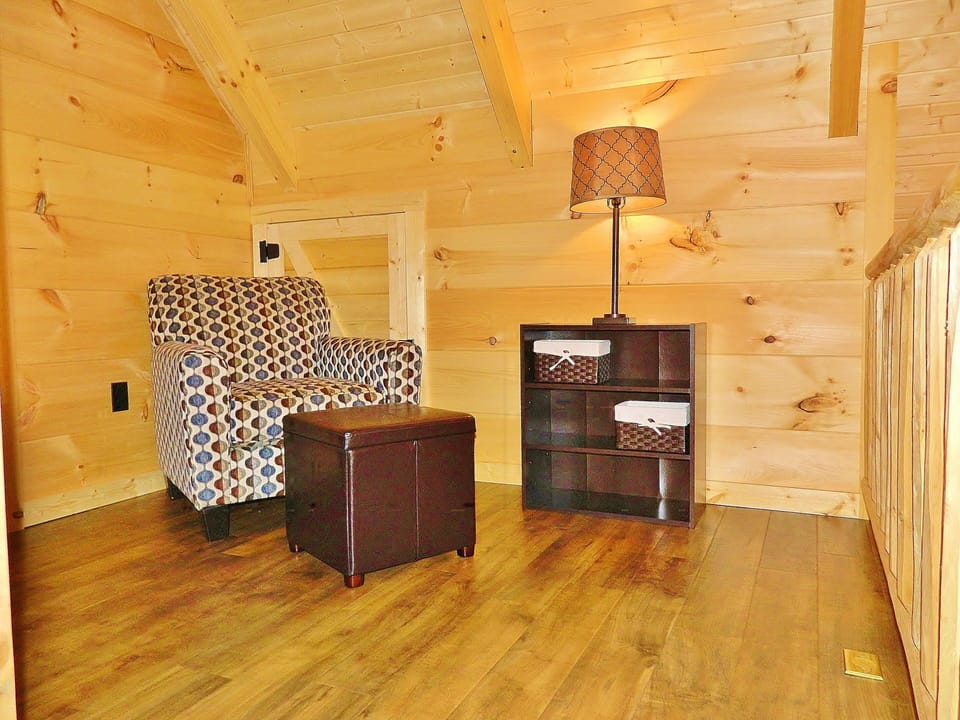 Reading Nook located outside the Queen bedroom
