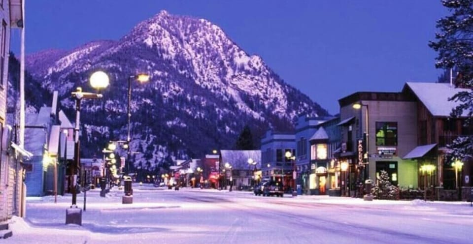 Main Street Moments — Stroll to Main Street Frisco for boutiques, dining, and après—close enough to wander, far enough to feel peaceful. 🛍️🥂