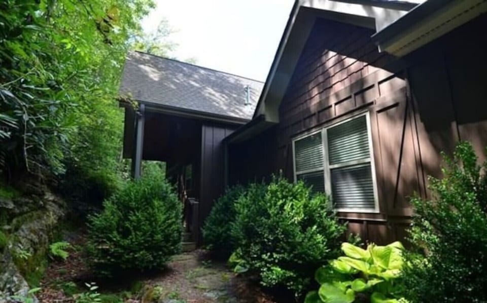 Side of house.