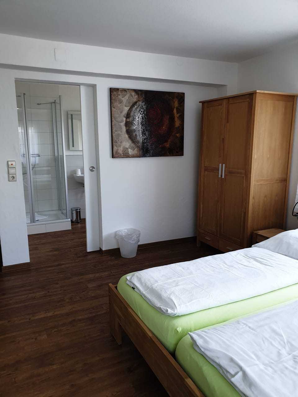 Room | Living area | TV