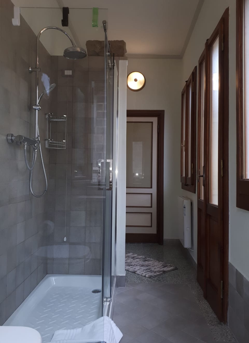Family Triple Room, Balcony | Bathroom shower