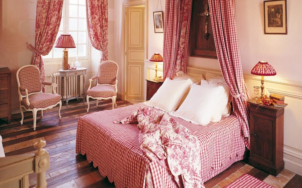 Triple Room (Caroline) | 1 bedroom, premium bedding, desk, blackout drapes