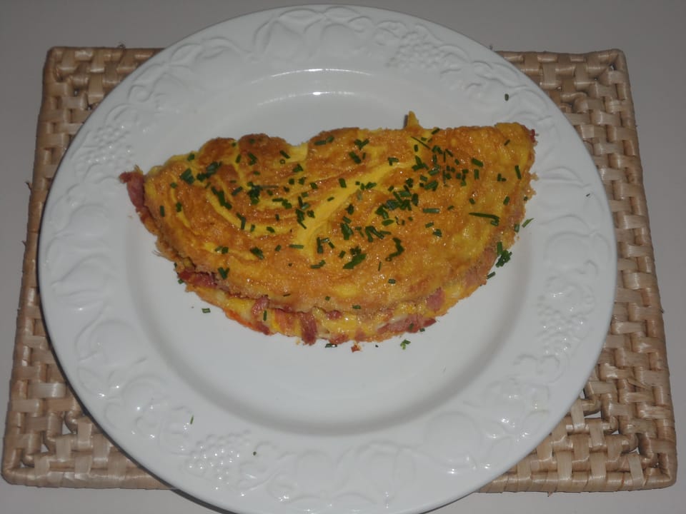 Free daily local cuisine breakfast
