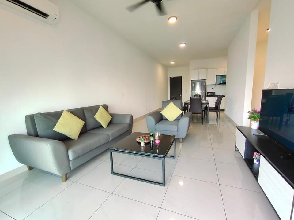 Apartment, 3 Bedrooms | Living room | LCD TV