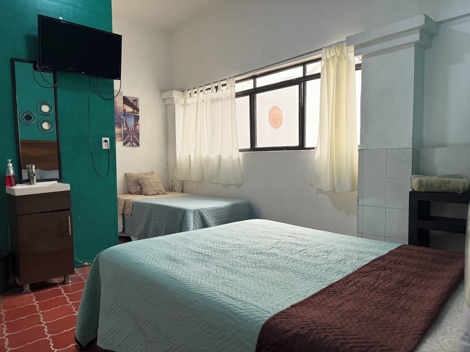 Economy Room | Iron/ironing board, free WiFi, bed sheets