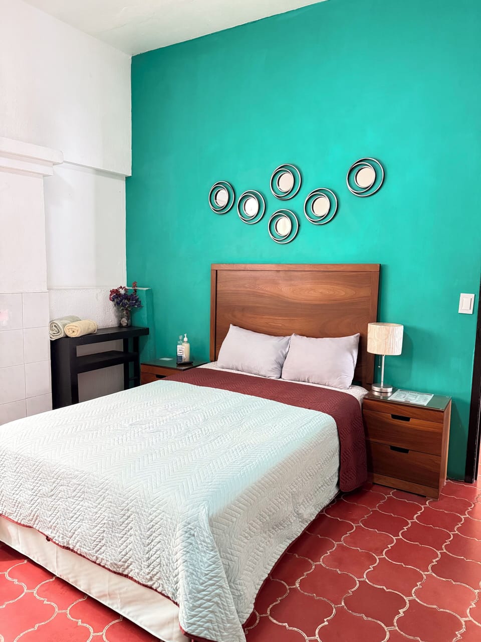 Economy Room | Iron/ironing board, free WiFi, bed sheets