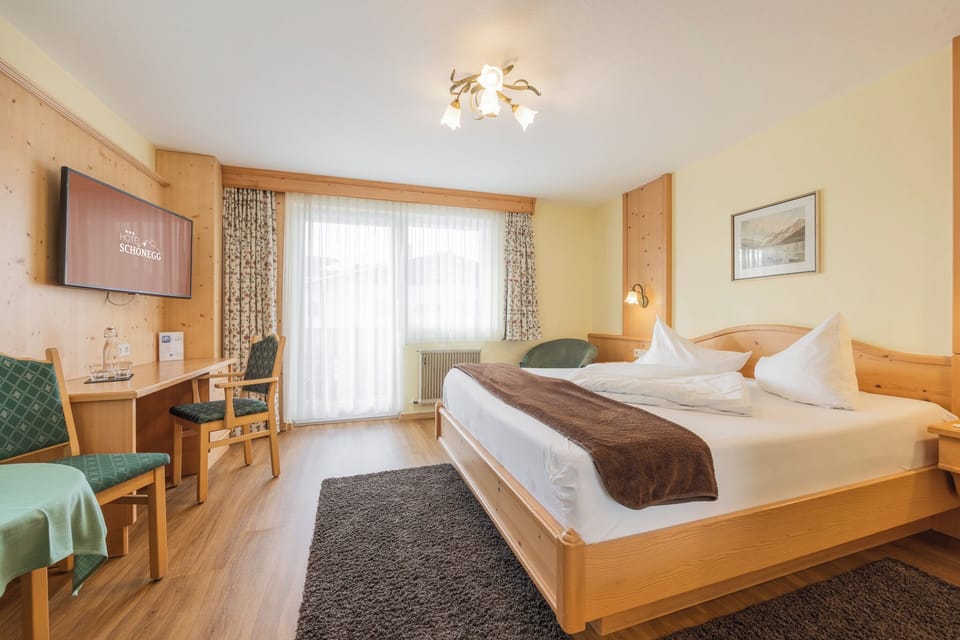 Standard Double Room | In-room safe, individually decorated, individually furnished, desk