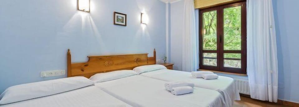 Double Room (with extra bed) | In-room safe