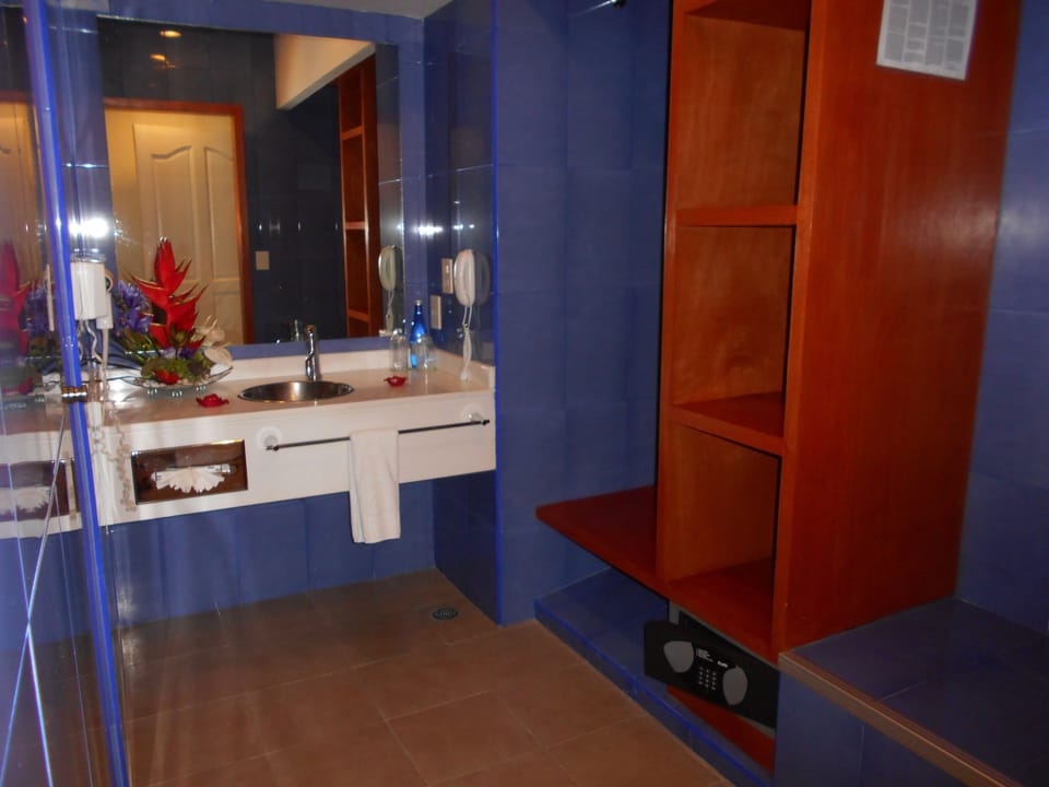 Shower, free toiletries, hair dryer, slippers