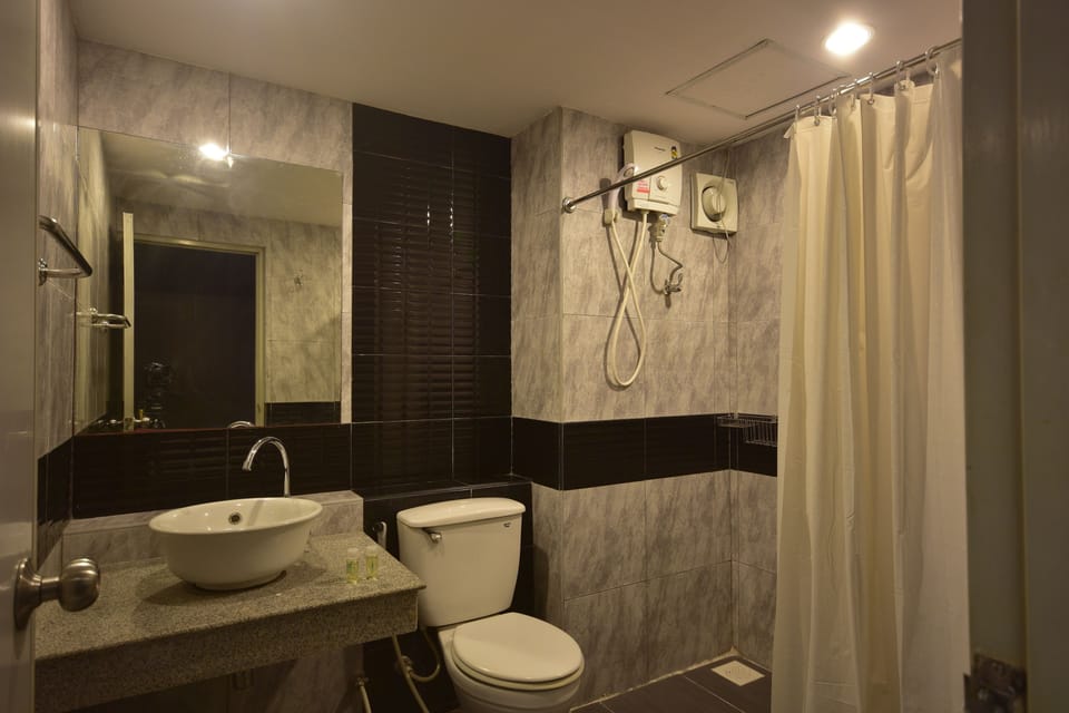 LOFT Salaya Hotel in Bangkok