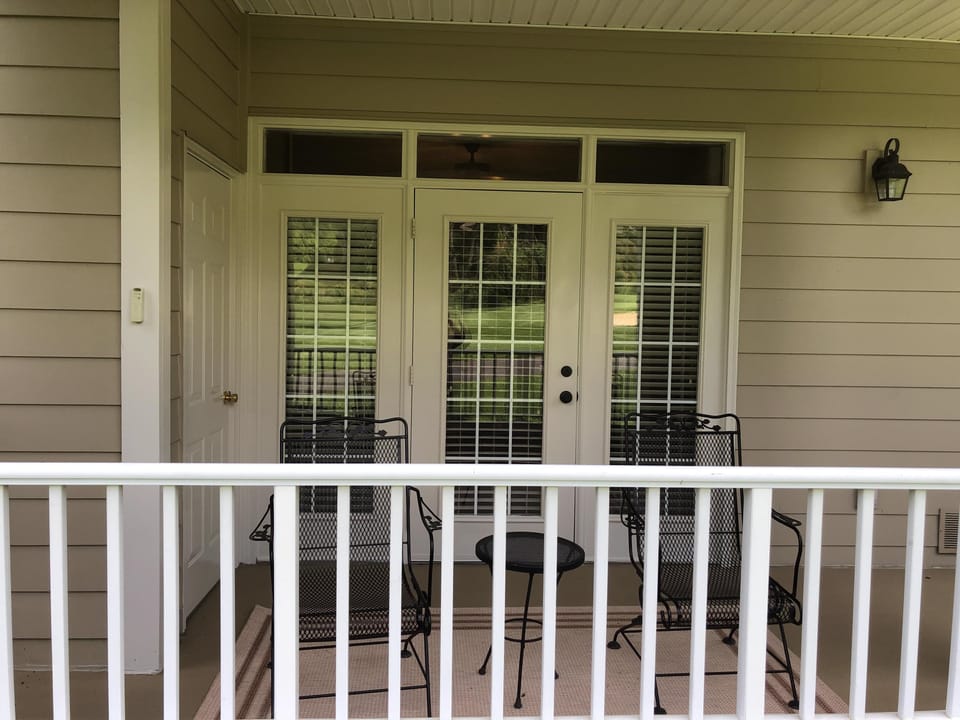OntheGreen,ViewofPorchfromGreen(2)