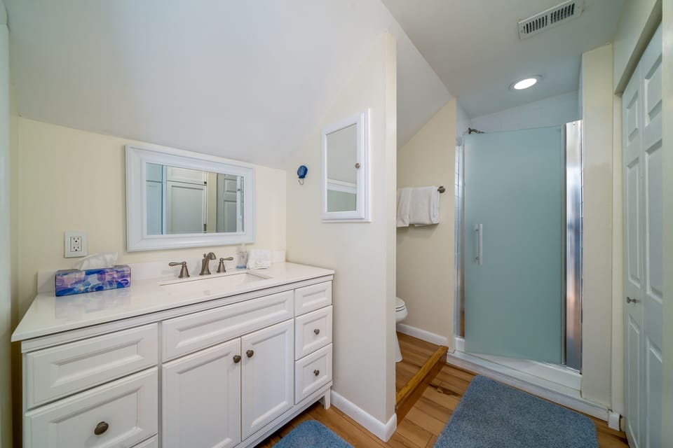 The loft bath.
