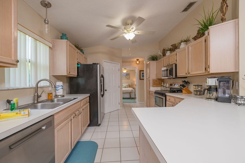 Spacious Kitchen