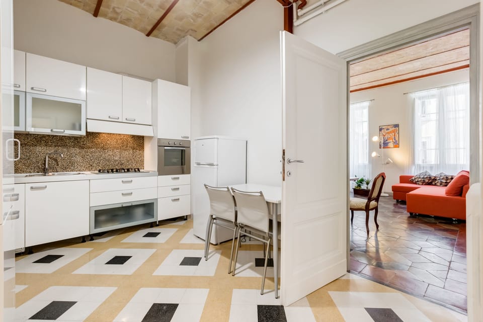Apartment, 3 Bedrooms, 2 Bathrooms, City View | Private kitchen | Fridge, microwave, stovetop, dishwasher