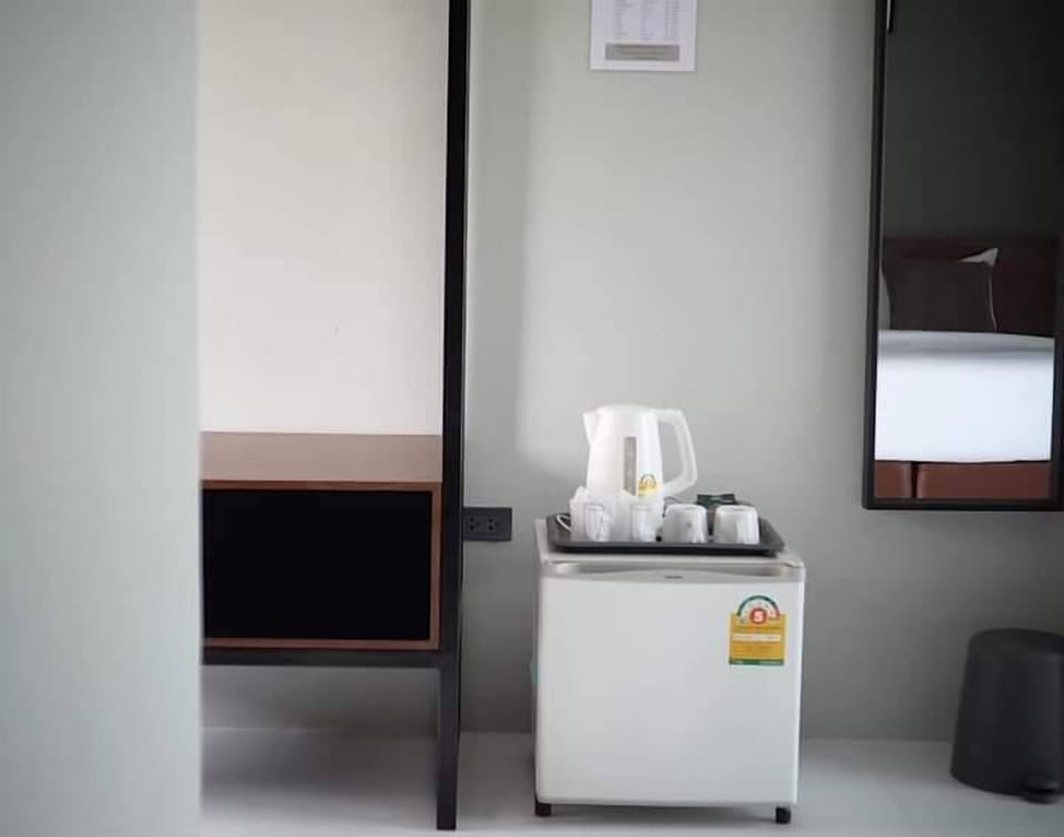 Standard Double Room | Coffee and/or coffee maker