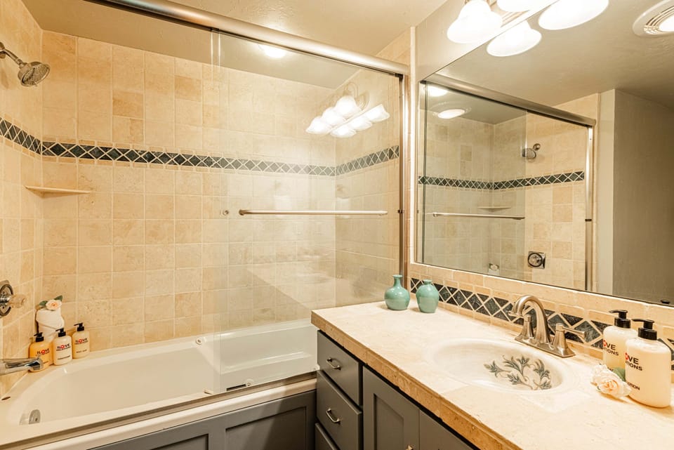 Unit A - Master Bath 1 with jetted tub / shower combo