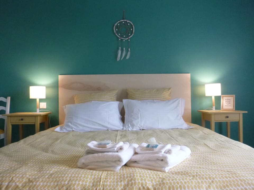 Double Room (Abeilles) | Blackout drapes, iron/ironing board (on request), individually decorated